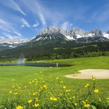 Luxury With Jacuzzi And Breathtaking View Of The Wilder Kaiser In *